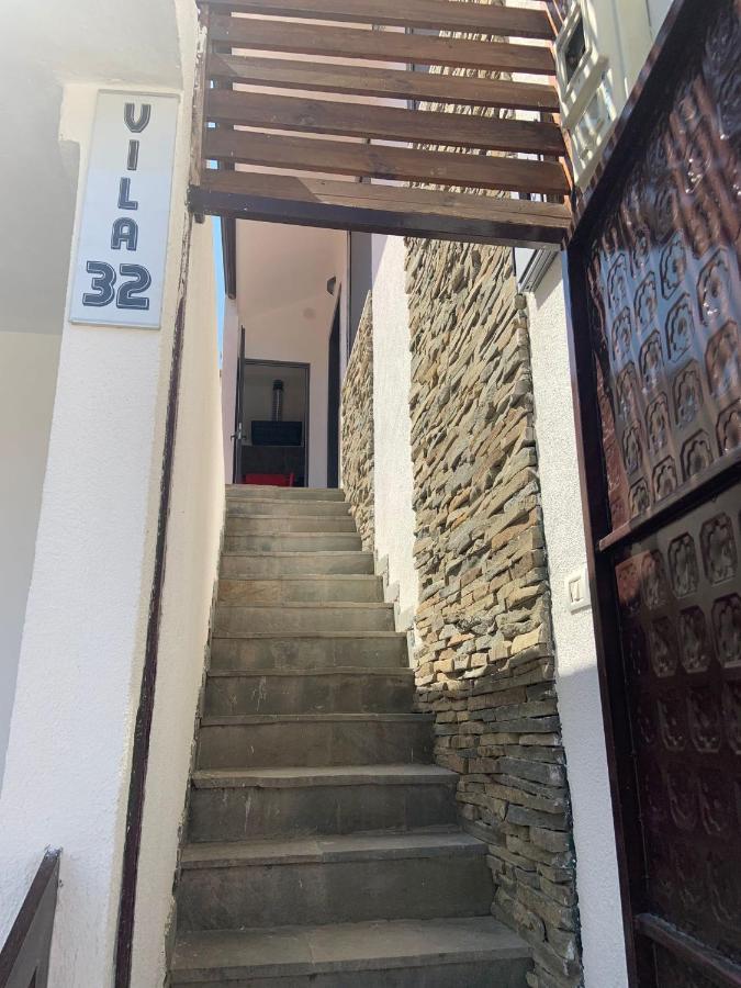 Vila 32 Berat Exterior photo