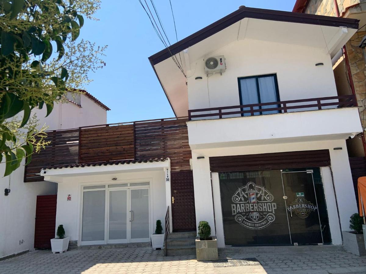 Vila 32 Berat Exterior photo